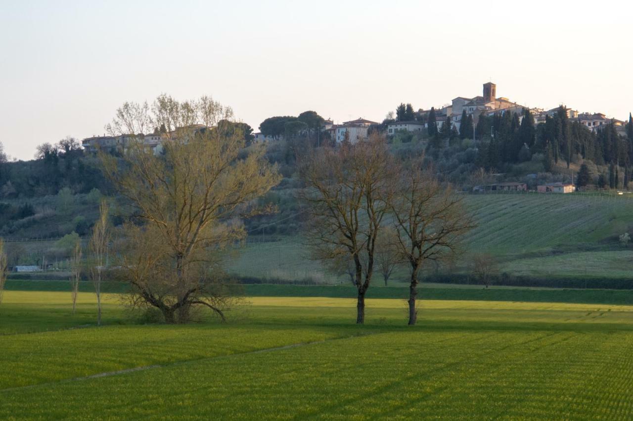 La Casa Di Paolo Sulla Via Francigena Castelnuovo D'Elsa Exterior photo